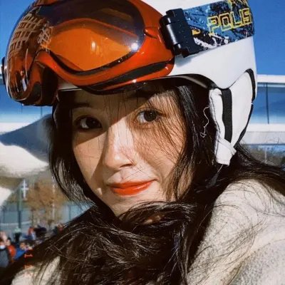 这女孩